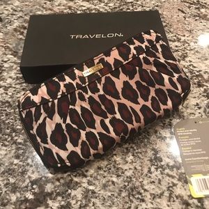 Travelon safe id leopard print canvas wallet.